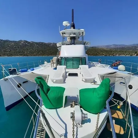Botel Yat,tekne Tatili *